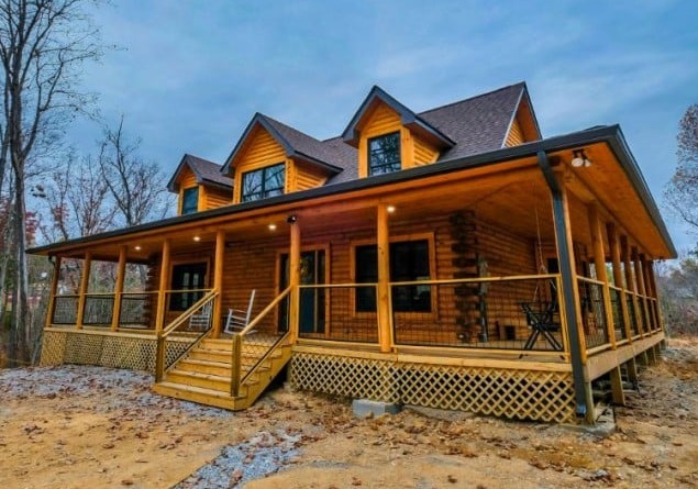 Cabin Exterior Image 1