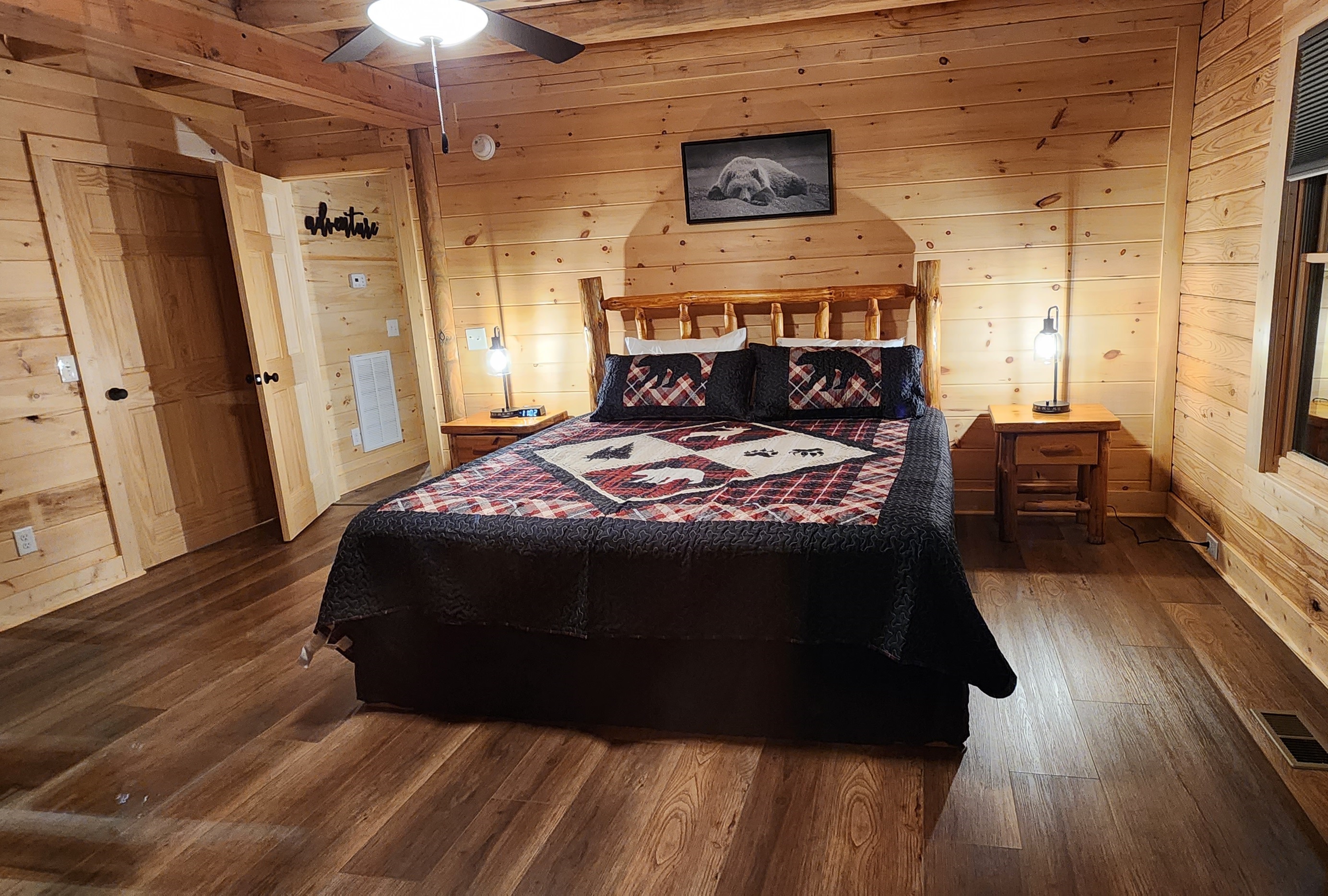 Cabin Exterior Image 2